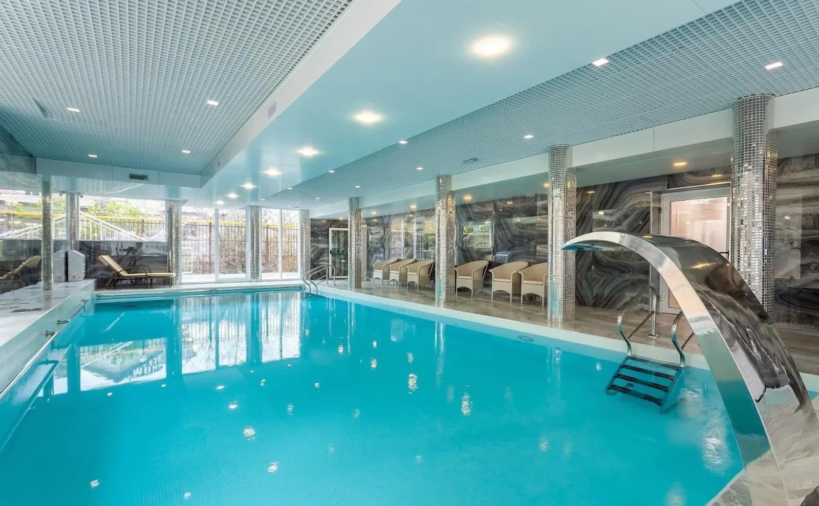 СПА В "АК КРУИЗ"